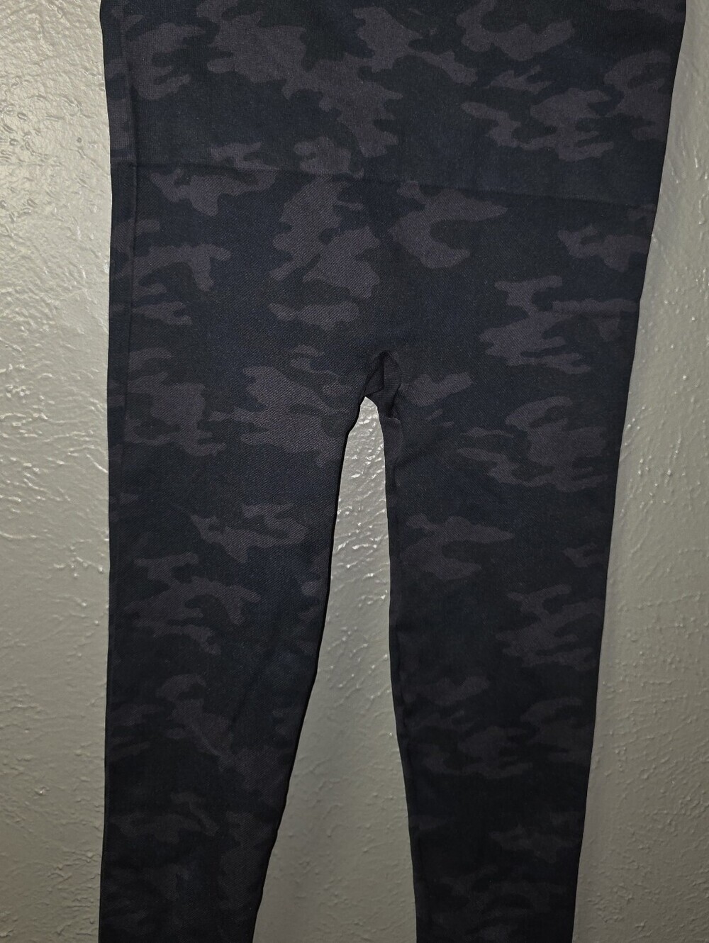 Spanx Seamless Black Shaping Leggings Size Large L High Rise